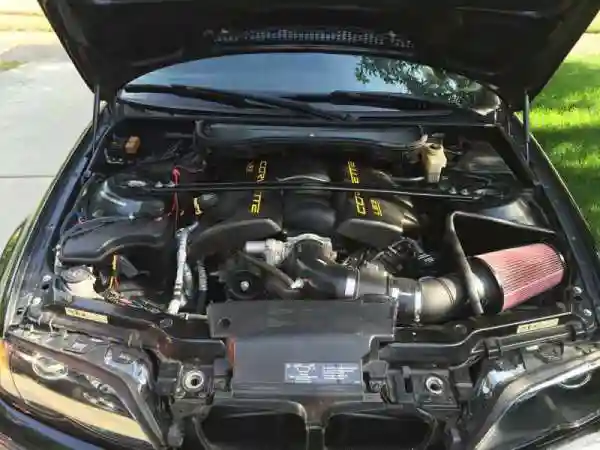 BMW E46 с двигателем V8 от Cadillac Escalade