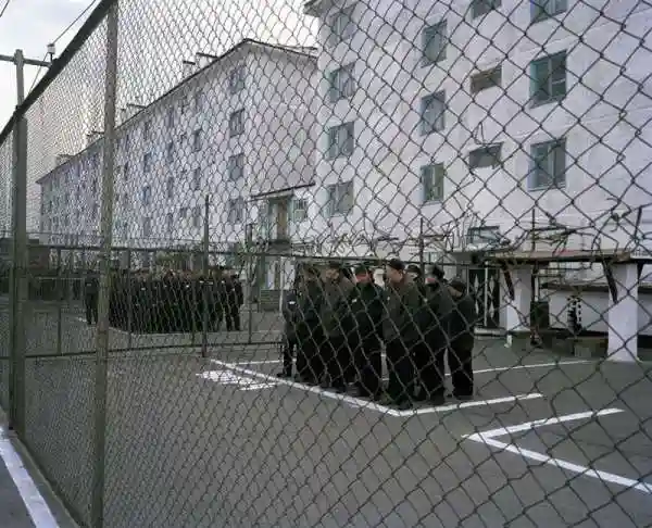Малолетние заключенные в сибирских колониях