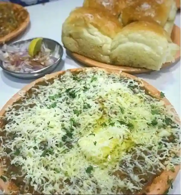 Уличная еда в Мумбае