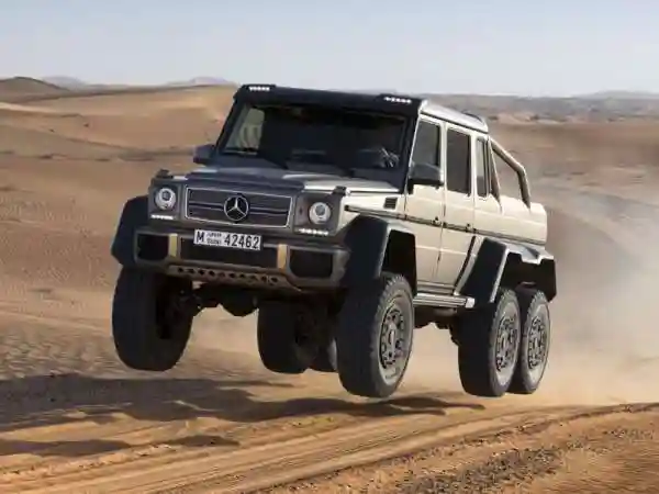 Шестиколёсный Гелик из Suzuki Jimny