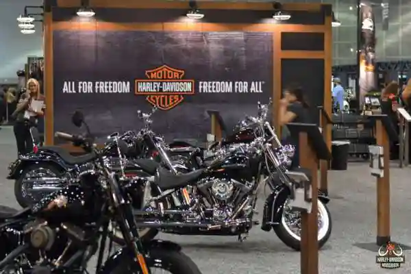 В Лос-Анджелесе представлен 2018 модельный год Harley-Davidson