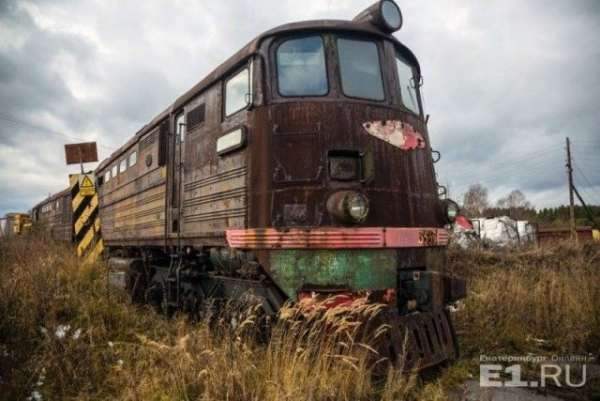 Кладбище старых поездов под Екатеринбургом 