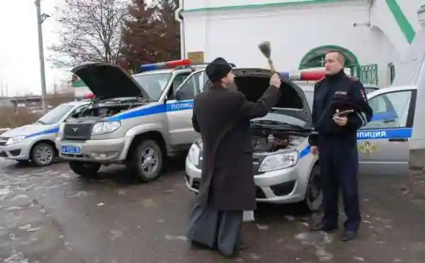 Подборка автомобильных приколов