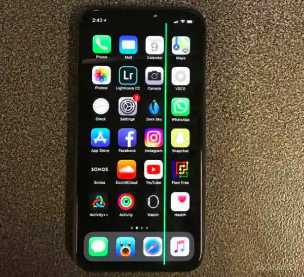 Дисплей iPhone X не радует пользователей