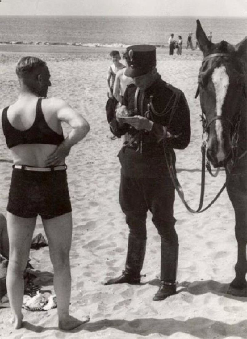 Штраф за откровенный купальный костюм, Хемскерк, Нидерланды, 1931 год. история, факты, фото.