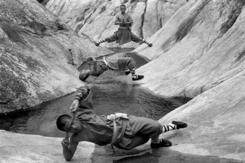 Тренировки монахов, Шаолинь, 1970-е. история, факты, фото.