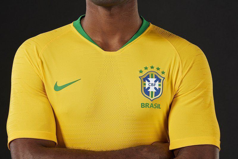 Форма для домашних матчей сборной Бразилии спорт, футбол., чм-2018