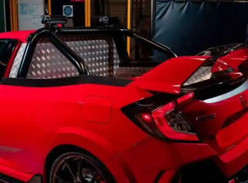 Из Honda Civic Type R сделали очень быстрый пикап