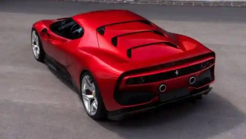 Итальянцы выпустили уникальный спорткар Ferrari SP38