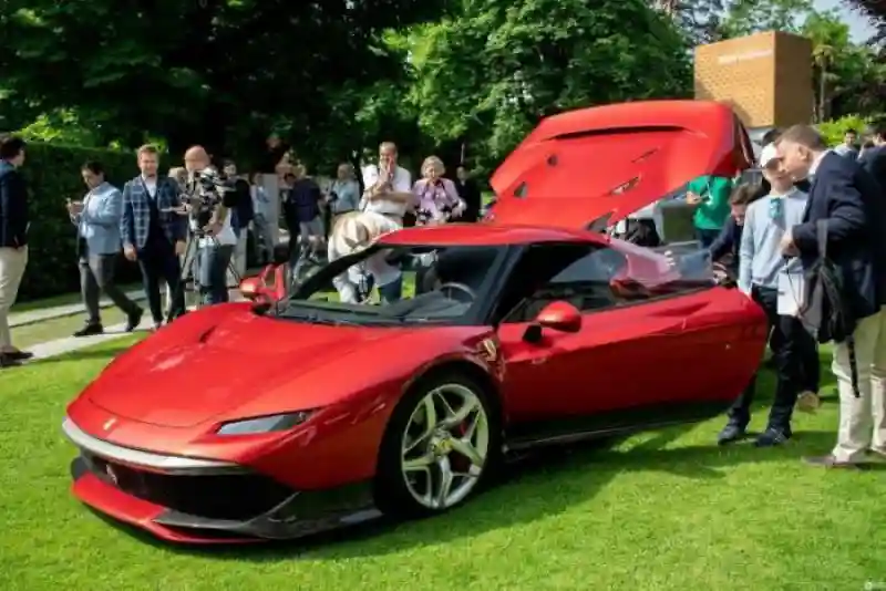 Итальянцы выпустили уникальный спорткар Ferrari SP38