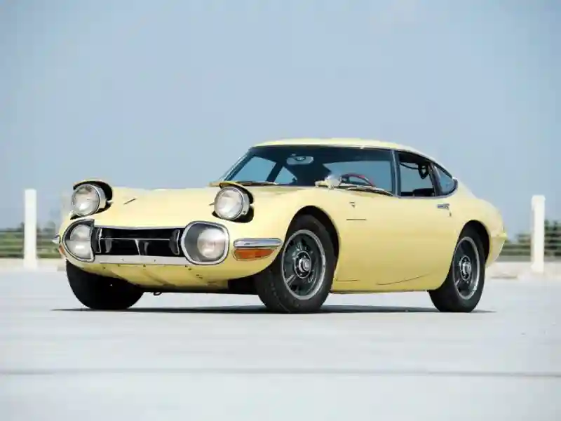 Toyota 2000GT Targa 1966: несостоявшийся автомобиль–актер