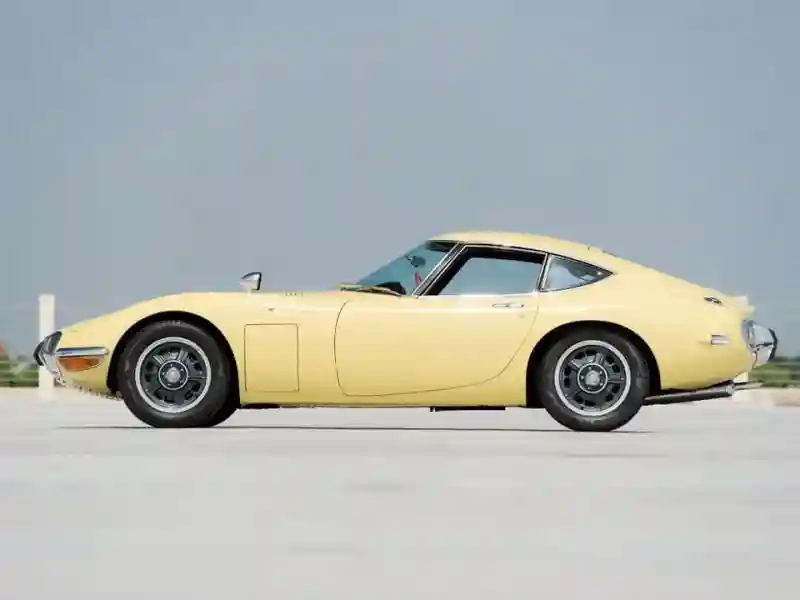 Toyota 2000GT Targa 1966: несостоявшийся автомобиль–актер