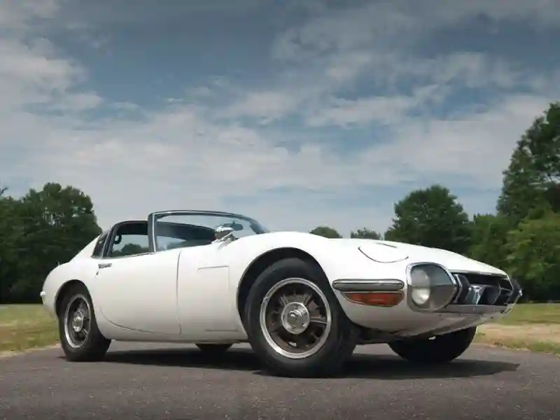 Toyota 2000GT Targa 1966: несостоявшийся автомобиль–актер