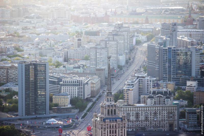 Московским руферам покорилось самое высокое здание Европы 