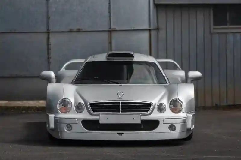 Mercedes-Benz AMG CLK GTR из 90-х дороже, чем новый Mercedes-AMG Project One