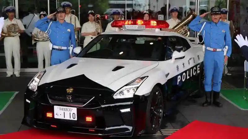 Nissan GT-R на службе закона на своей Родине