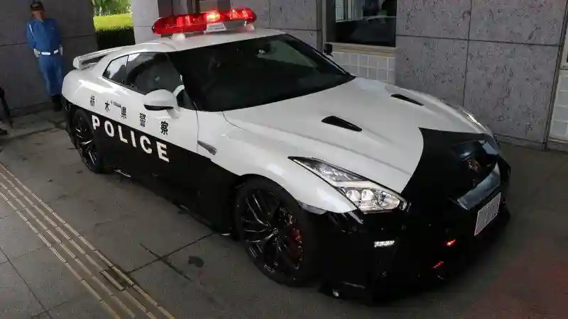 Nissan GT-R на службе закона на своей Родине