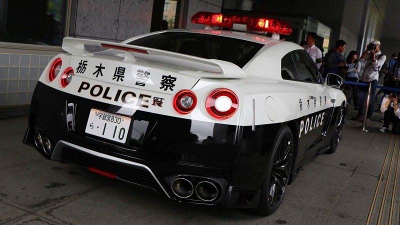 Nissan GT-R на службе закона на своей Родине