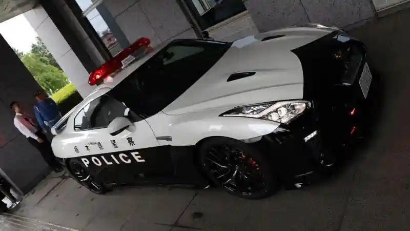 Nissan GT-R на службе закона на своей Родине