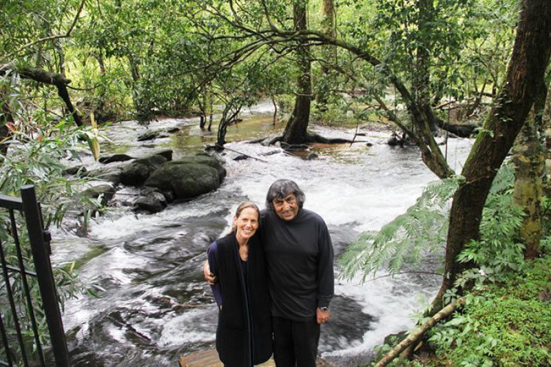 Пара 26 лет потратила на восстановление заповедника, пересаживая тропический лес