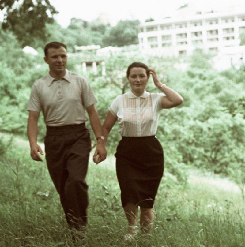 Юрий Гагарин и его любимые женщины