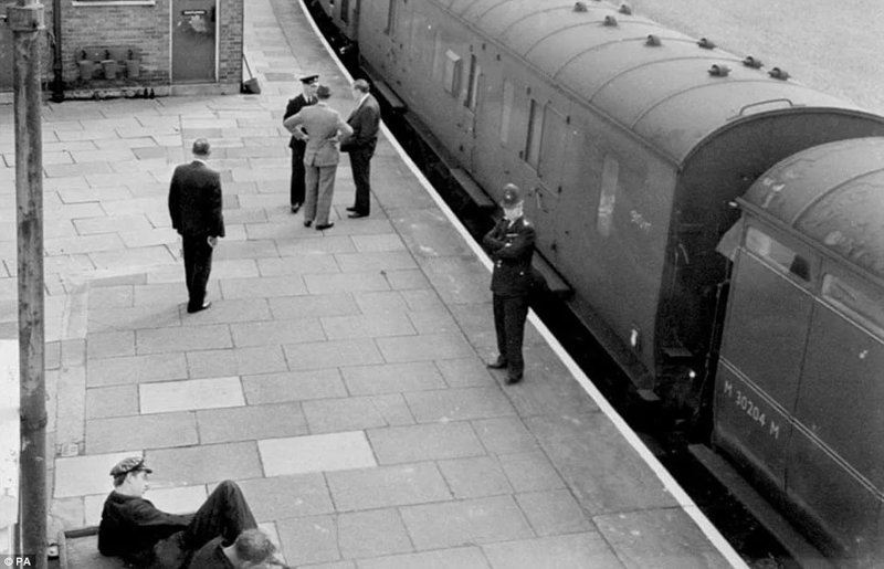 15 друзей Рейнольдса. Как Англия пережила Великое ограбление поезда