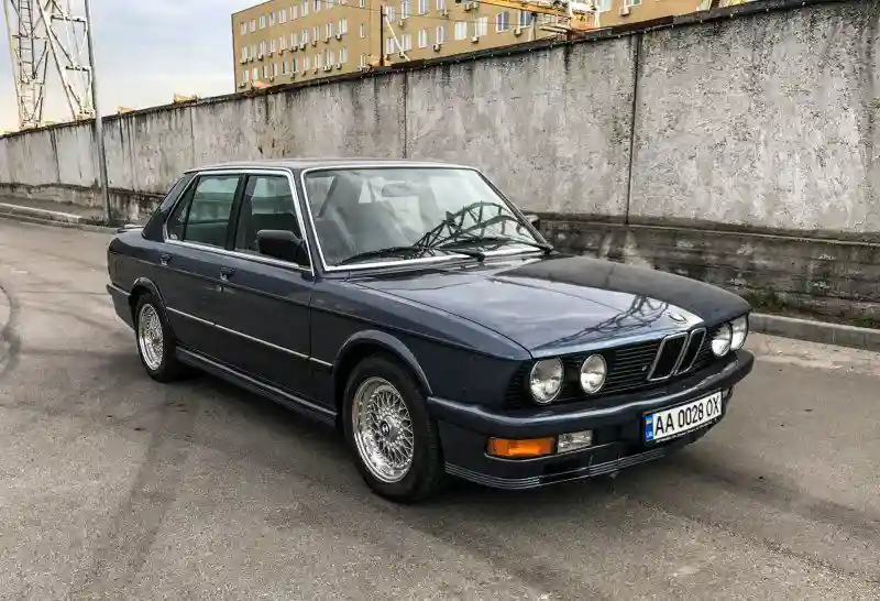 BMW 535i E28 Акула: таких уже не делают