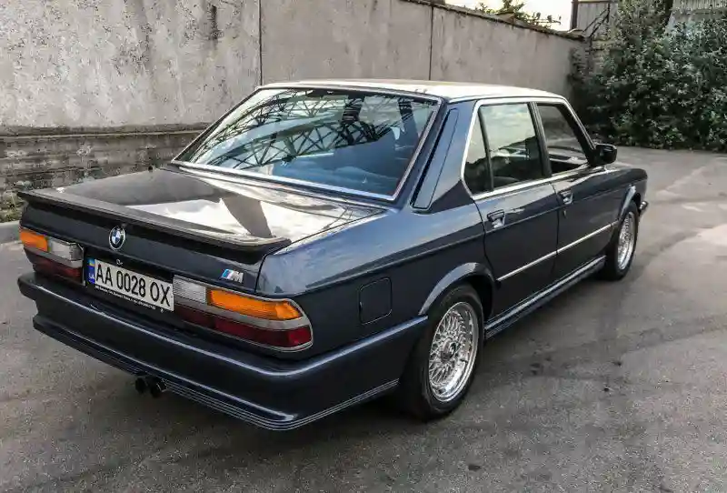 BMW 535i E28 Акула: таких уже не делают