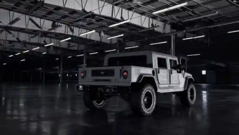 Компания Mil-Spec Automotive возродила и доработала Hummer H1