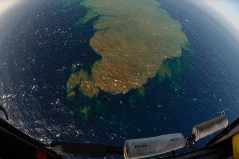 Подводное извержение вулкана на Канарских островах 