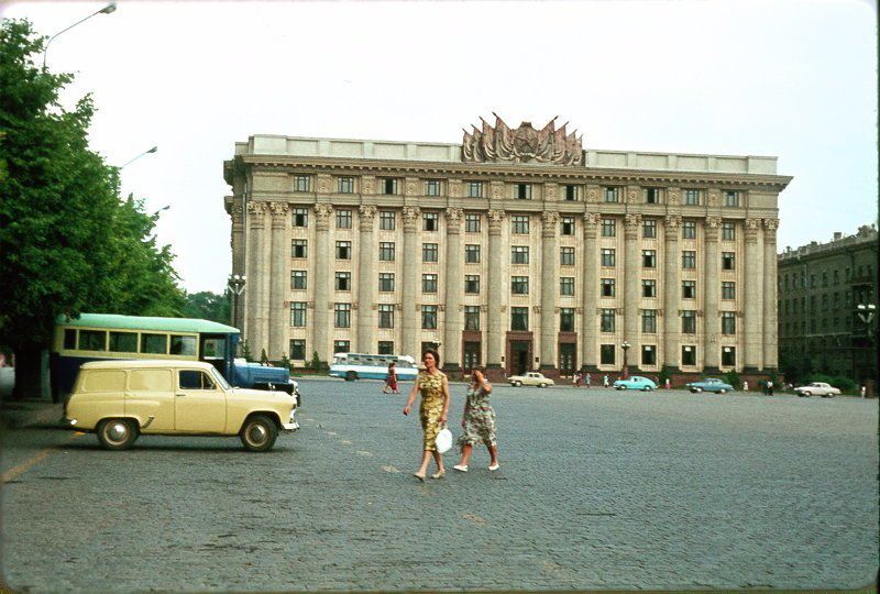 Автомобилями времен СССР часть3