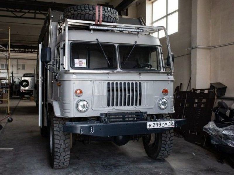 Необычный автодом для путешествий на базе ГАЗ-66
