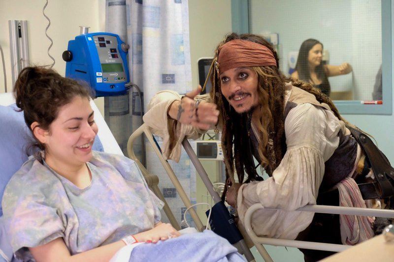 Джонни Деппа выгнали из Пиратов Карибского моря - франшизу ждет
