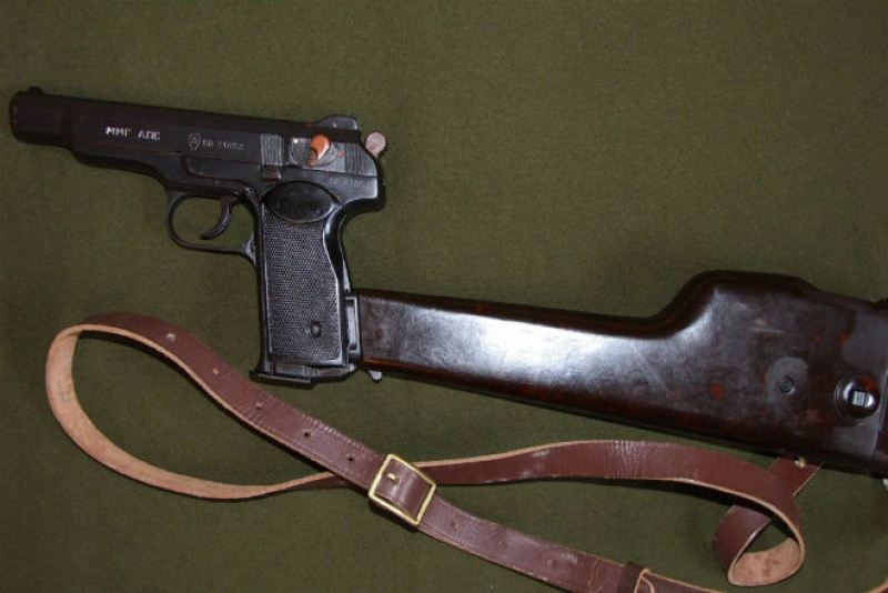 Стечкин — любимый пистолет офицеров