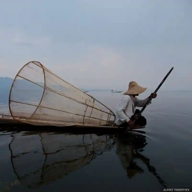 Жизнь Мьянмы на воде в фотографиях