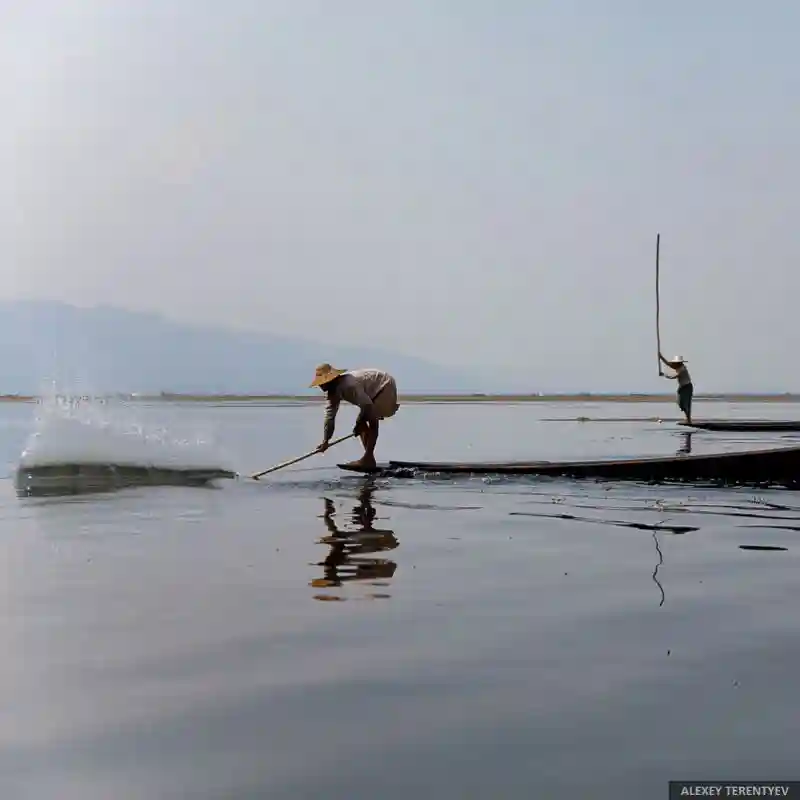 Жизнь Мьянмы на воде в фотографиях