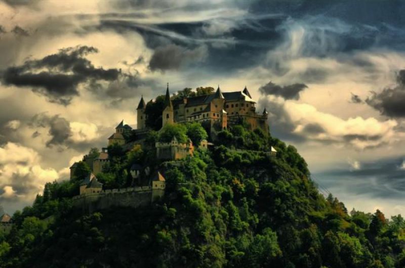 Сказочные замки из разных уголков мира, Замок Хохостервиц