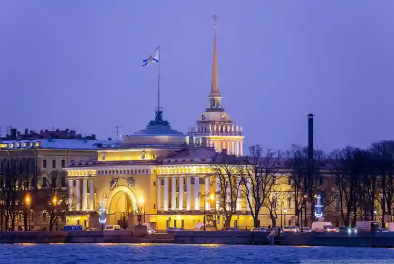 Санкт-петербург в ожидании праздника