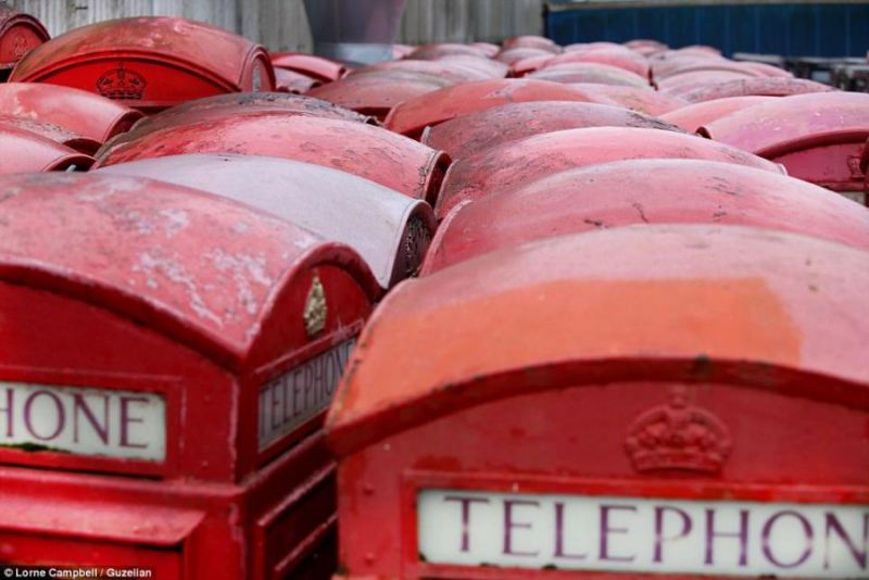 Как реставрируют знаменитые красные телефонные будки в Англии