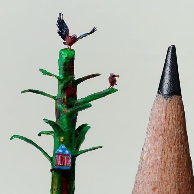 Девушка создает настолько миниатюрных птиц, что окружающий мир