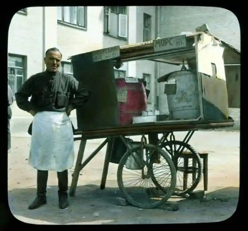 Уникальные цветные фото Москвы 1930-х годов