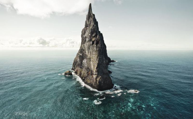 Красивейшие необитаемые острова мира (8 фото)