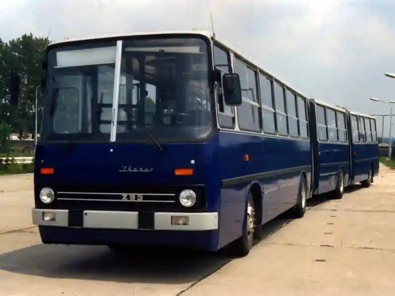 Супергармошка: многосекционный автобус Ikarus 293