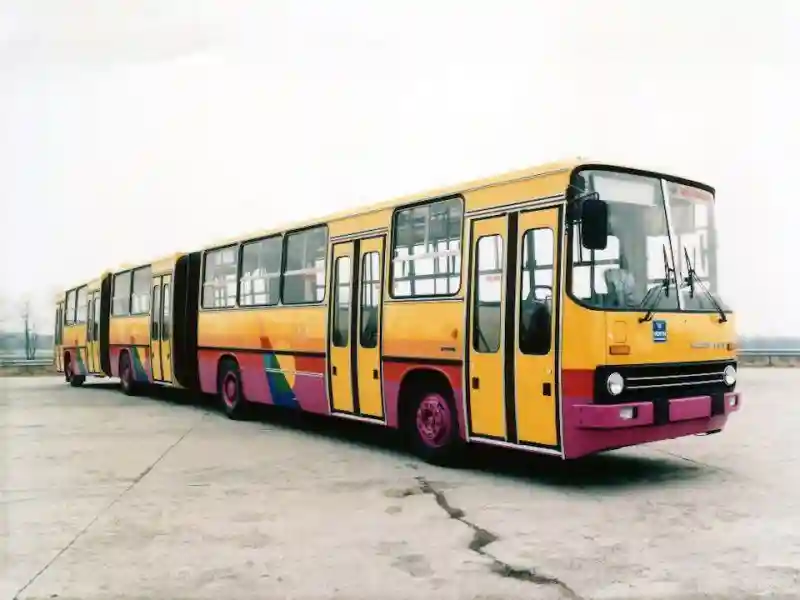 Супергармошка: многосекционный автобус Ikarus 293