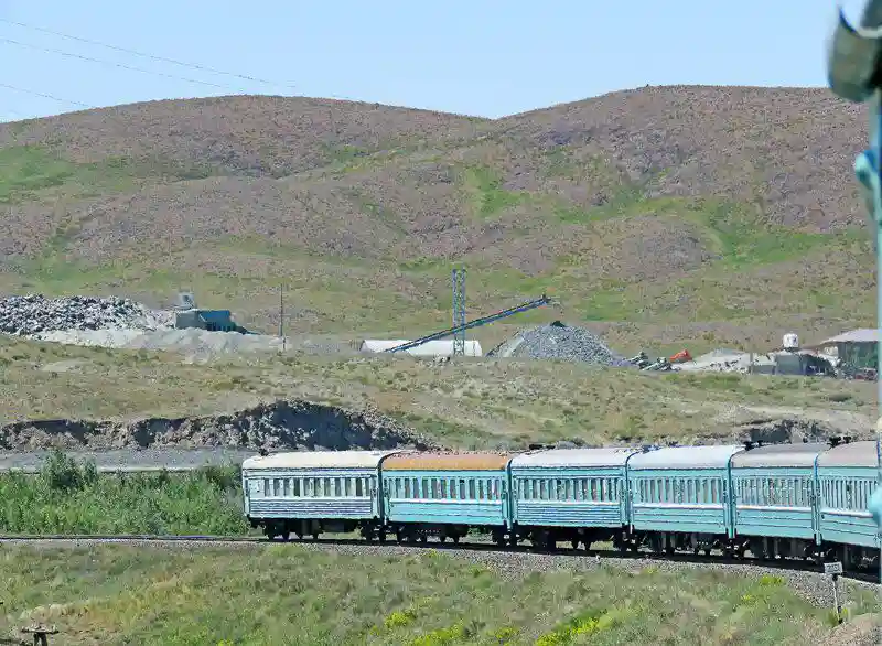 Ташкентская магистраль: Саксаульск - Соль-Илецк