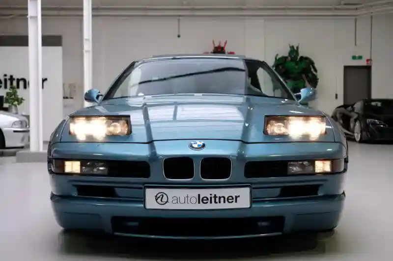 BMW 840Ci Individual E31 в превосходном состоянии продают в Голландии