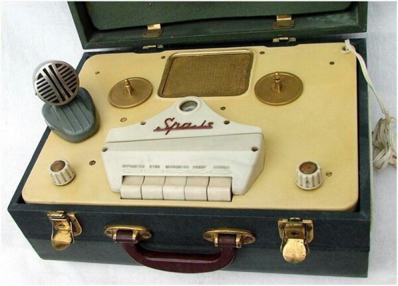 Катушечные ретро-магнитофоны Советского союза, Спалис, Эльфа-10