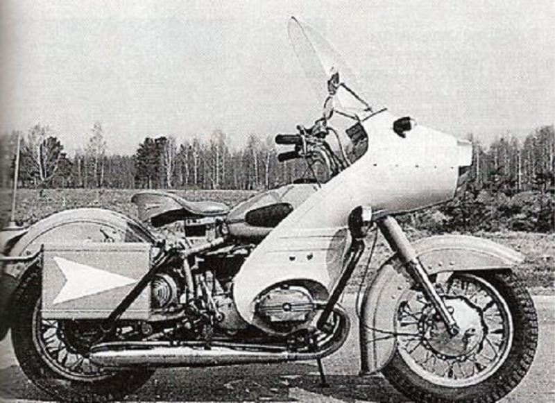 М-100 - мотоцикл особого назначения
