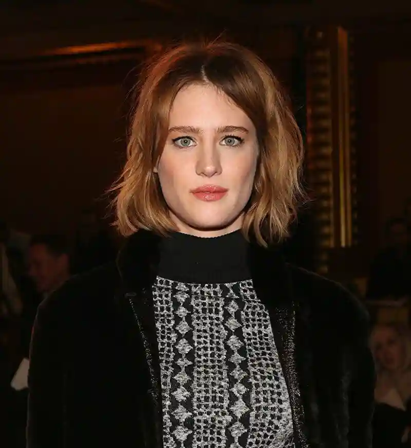 Mackenzie Davis - Красавица с безумным взглядом