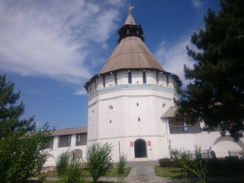 Башня Красные Ворота. Астраханский Кремль